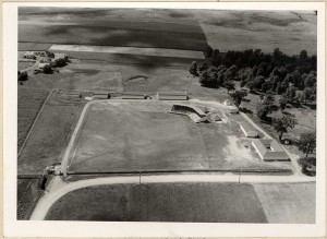 AV-81-6211-Carver-County-Fair-Grounds-1941_800